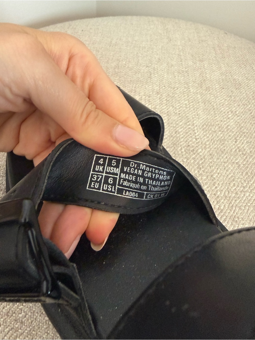 Dr. Martens Gryphon Vegan Leather Black Strap Sandals (size 6) - Picture 12 of 12